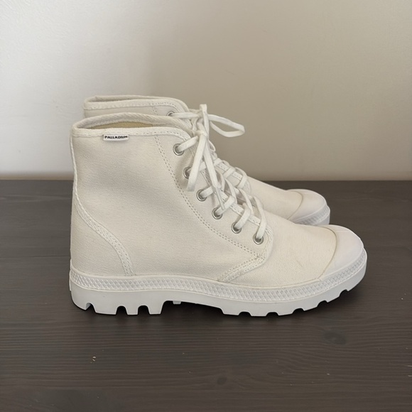 Palladium Pampa Hi Originale High Top Boot White  Mens 7.5 Women’s 9 - Picture 6 of 15